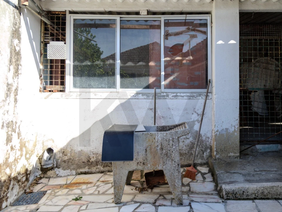 Moradia T3 para Venda em Venda do Pinheiro e Santo Estêvão das Galés Foto 27