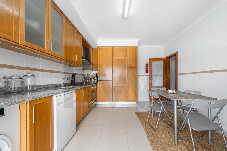 Apartamento T3 para Venda em Vila Praia de Ancora Foto 7