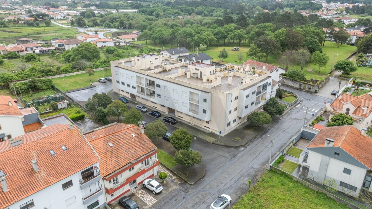 Apartamento T3 para Venda em Vila Praia de Ancora Foto 1