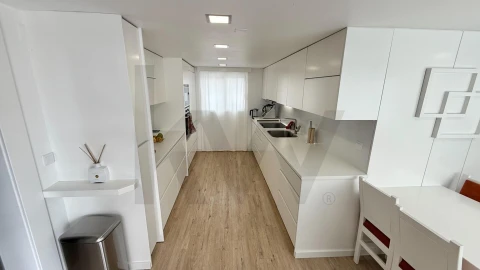 Moradia T3 para Venda em Arco da Calheta