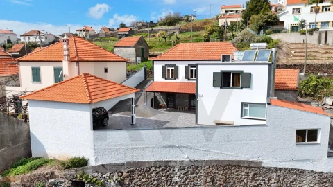 Moradia T3 para Venda em Arco da Calheta