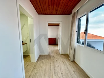 Moradia T3 para Venda em Arco da Calheta