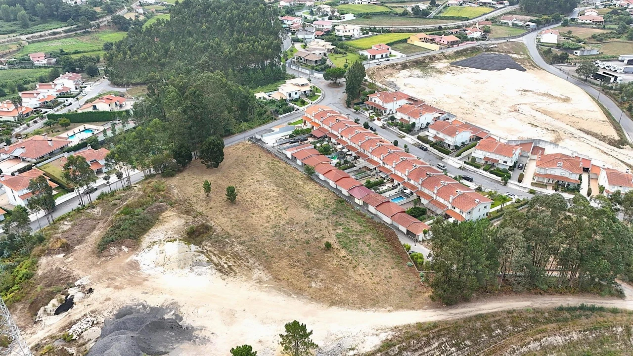 Terreno para Venda em Pinheiro da Bemposta, Travanca e Palmaz Foto 3