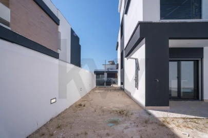 Moradia T4 para Venda em Vialonga