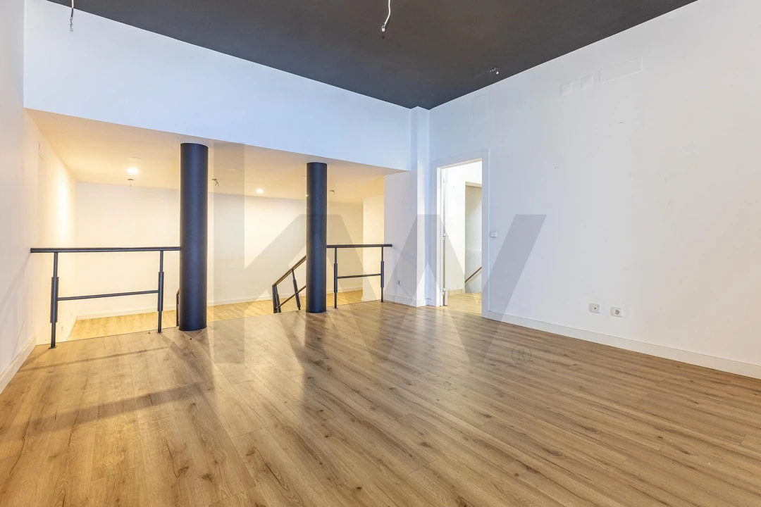 Loja para Venda em Campo de Ourique Foto 6