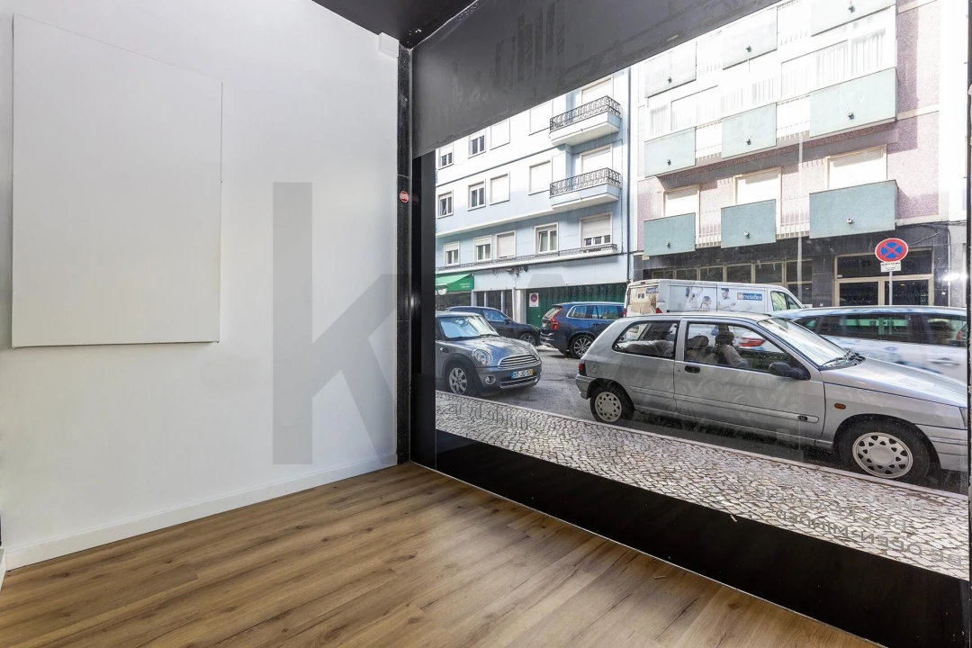 Loja para Venda em Campo de Ourique Foto 11