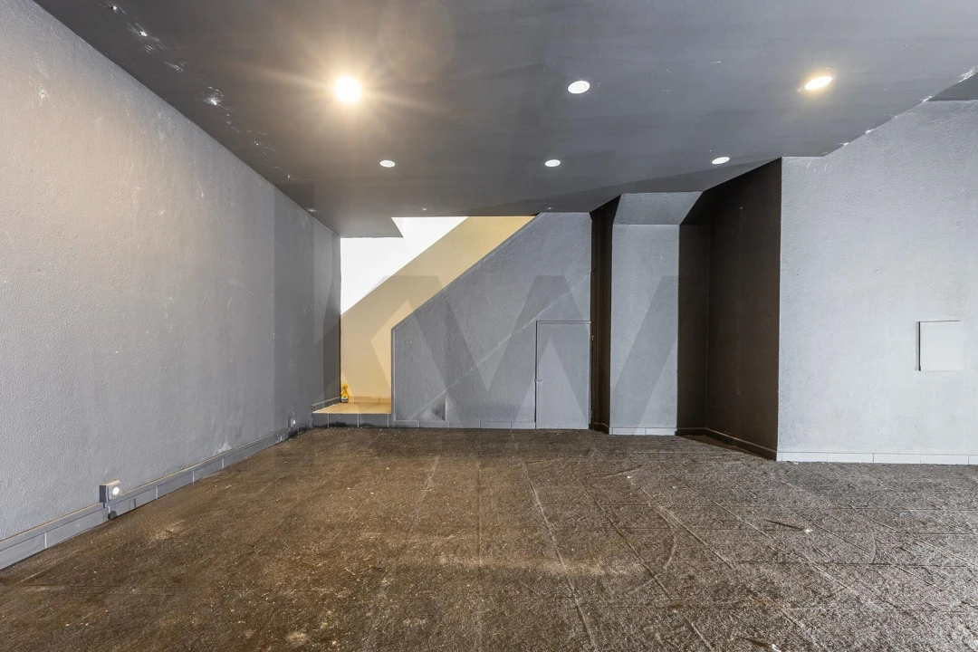 Loja para Venda em Campo de Ourique Foto 17