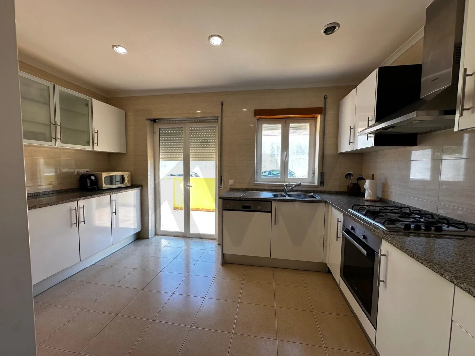 Moradia T3 para Venda em Lourinhã e Atalaia Foto 13