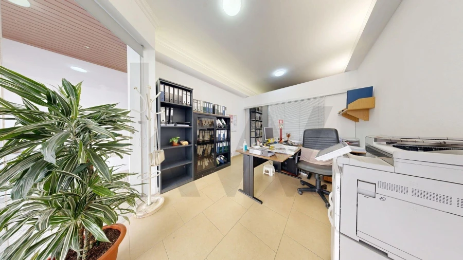 Prédio para Venda em Nossa Senhora da Vila, Nossa Senhora do Bispo e Silveiras Foto 4