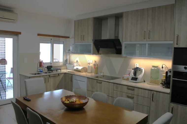 Prédio para Venda em Nossa Senhora da Vila, Nossa Senhora do Bispo e Silveiras Foto 38