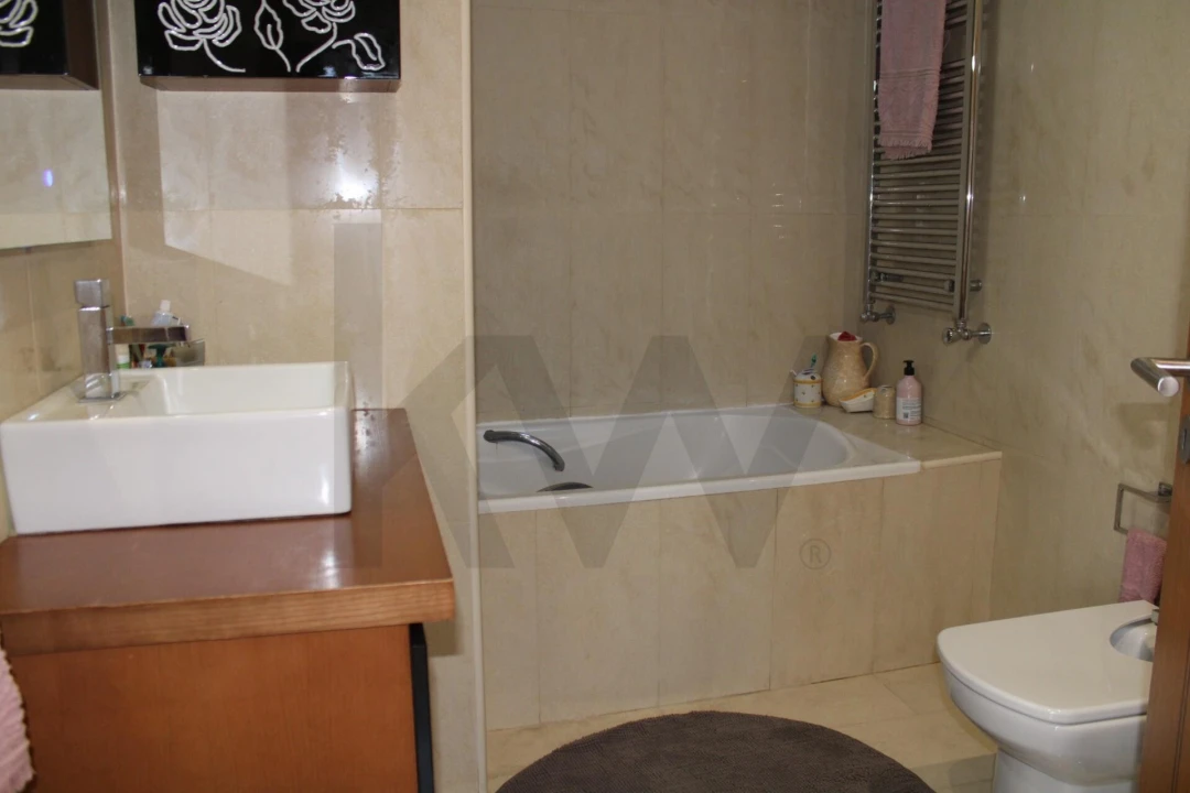 Prédio para Venda em Nossa Senhora da Vila, Nossa Senhora do Bispo e Silveiras Foto 54