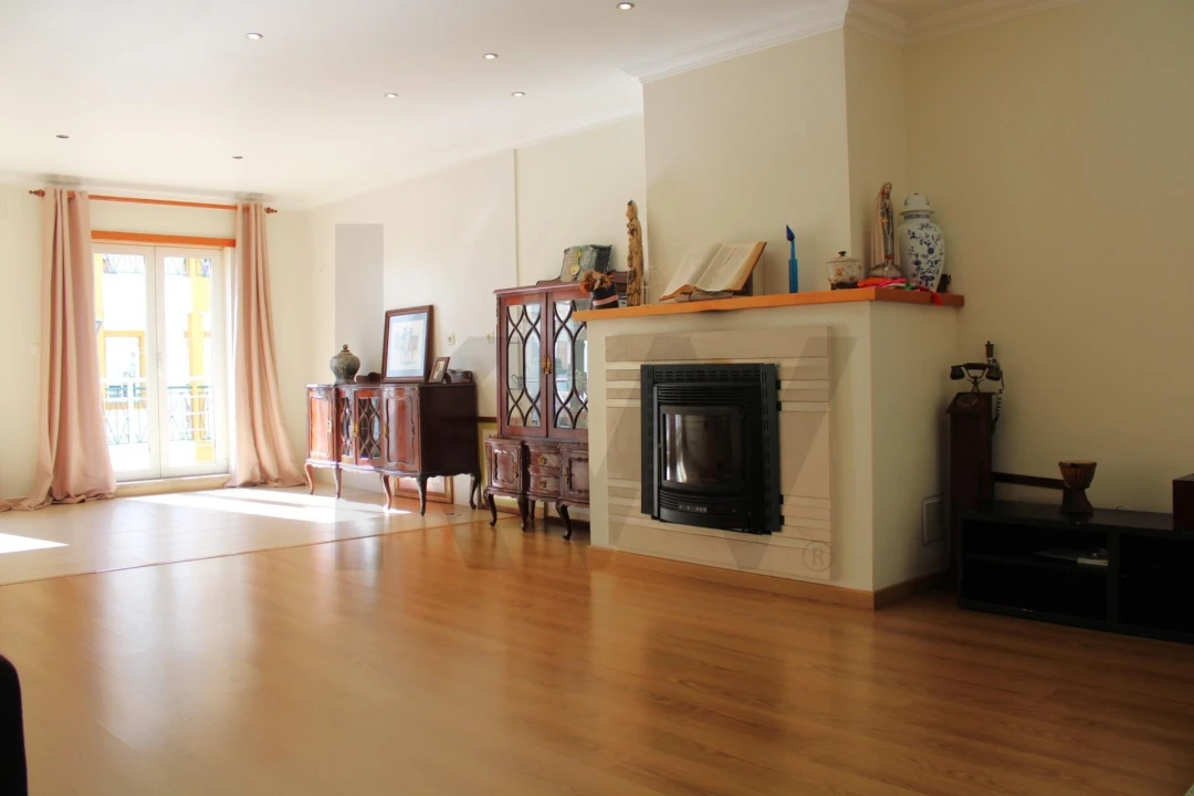 Prédio para Venda em Nossa Senhora da Vila, Nossa Senhora do Bispo e Silveiras Foto 44