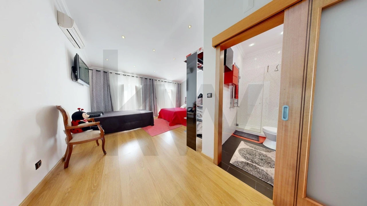 Prédio para Venda em Nossa Senhora da Vila, Nossa Senhora do Bispo e Silveiras Foto 24