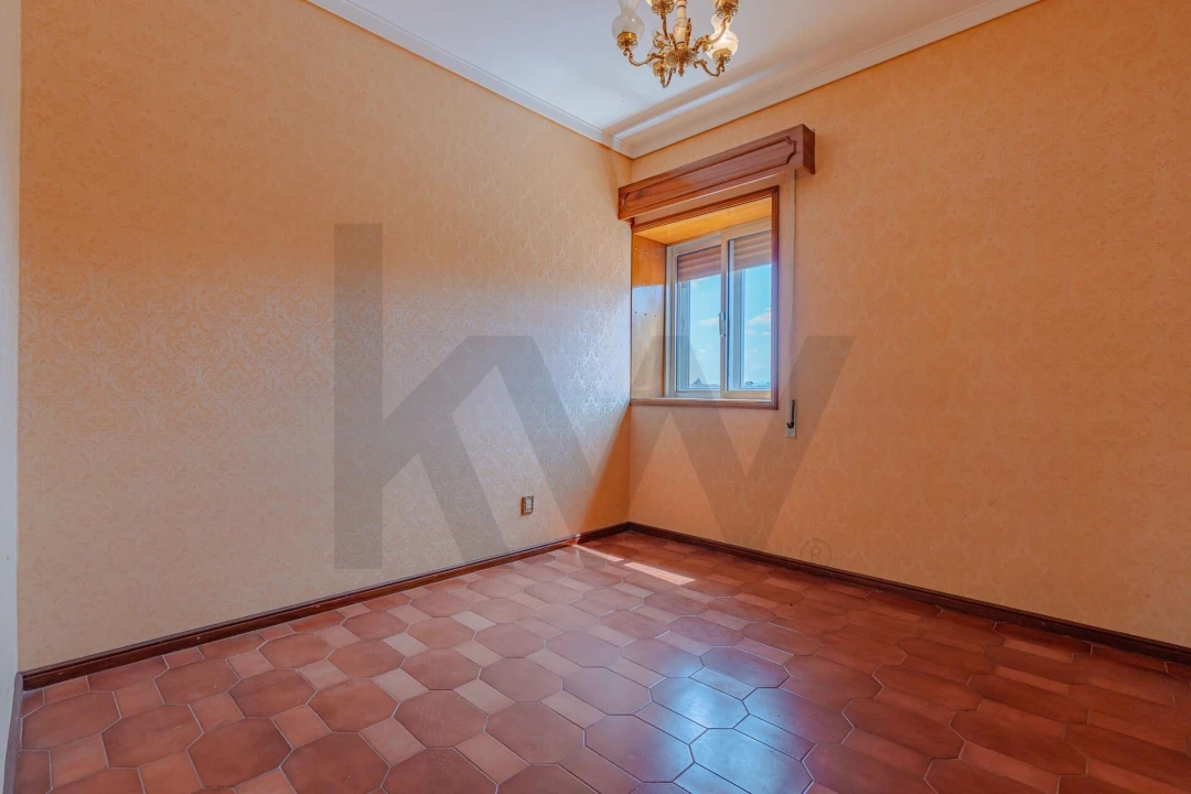 Moradia T7 para Venda em Argoncilhe Foto 32