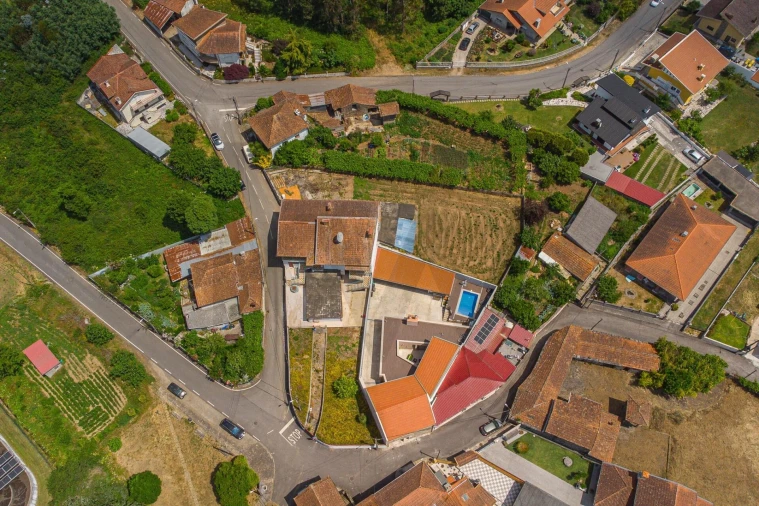 Moradia T7 para Venda em Argoncilhe Foto 65