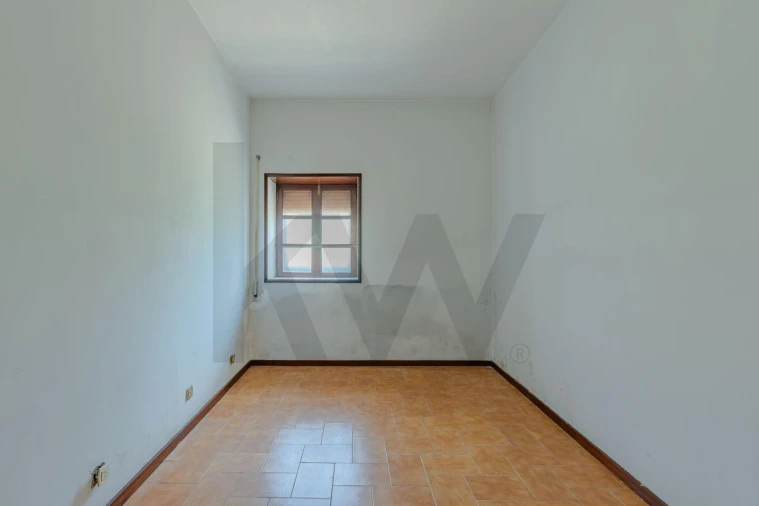 Moradia T7 para Venda em Argoncilhe Foto 57