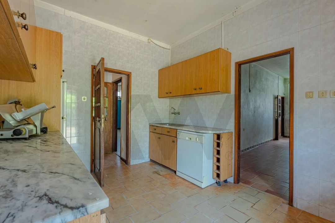 Moradia T7 para Venda em Argoncilhe Foto 61