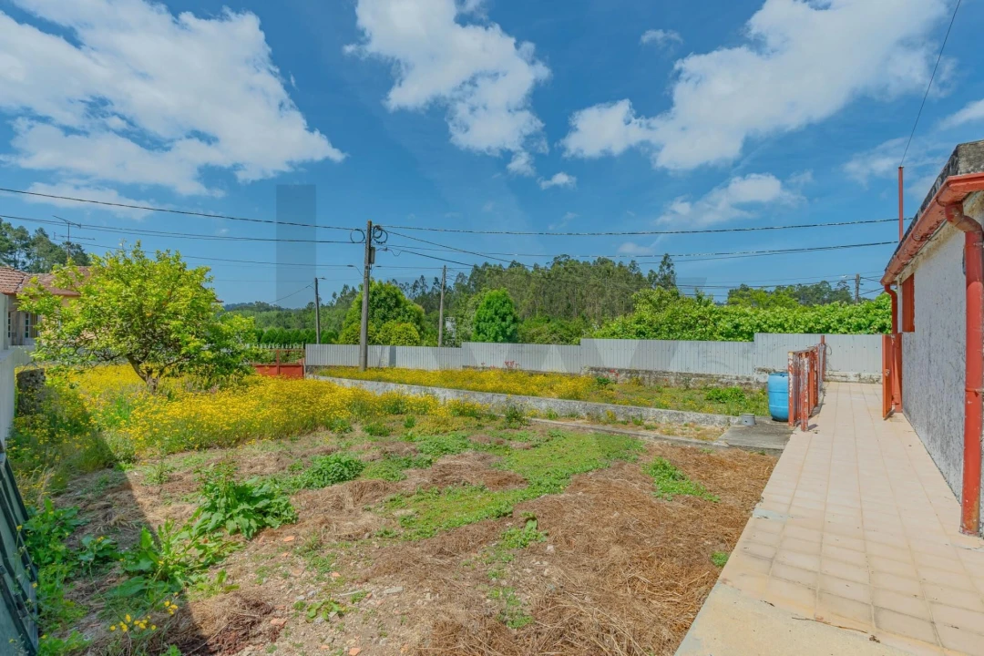 Moradia T7 para Venda em Argoncilhe Foto 63