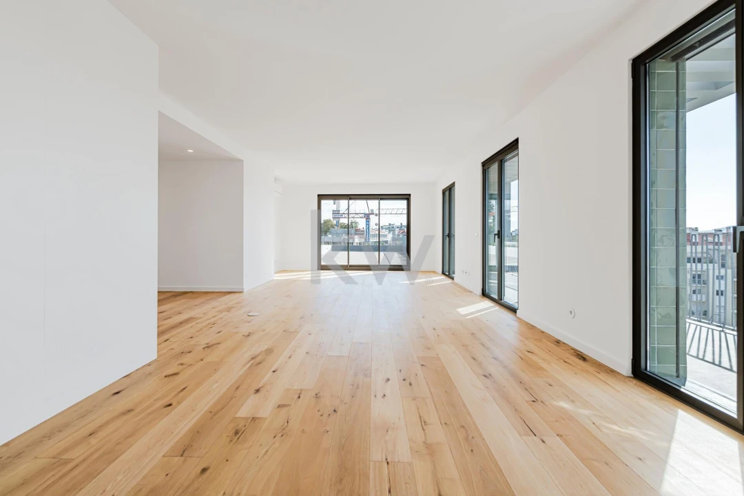 Apartamento T4 para Venda em Algés, Linda-A-Velha e Cruz Quebrada-Dafundo Foto 4