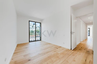 Apartamento T4 para Venda em Algés, Linda-A-Velha e Cruz Quebrada-Dafundo