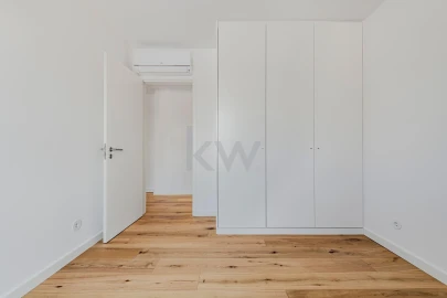 Apartamento T4 para Venda em Algés, Linda-A-Velha e Cruz Quebrada-Dafundo