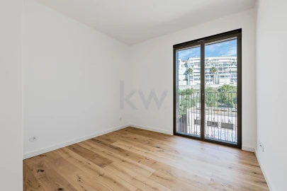 Apartamento T4 para Venda em Algés, Linda-A-Velha e Cruz Quebrada-Dafundo