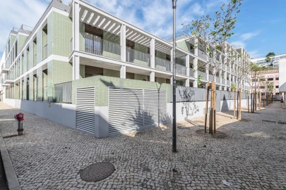Apartamento T4 para Venda em Algés, Linda-A-Velha e Cruz Quebrada-Dafundo