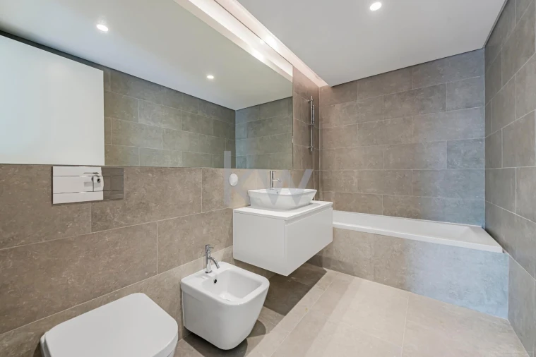 Apartamento T4 para Venda em Algés, Linda-A-Velha e Cruz Quebrada-Dafundo Foto 16