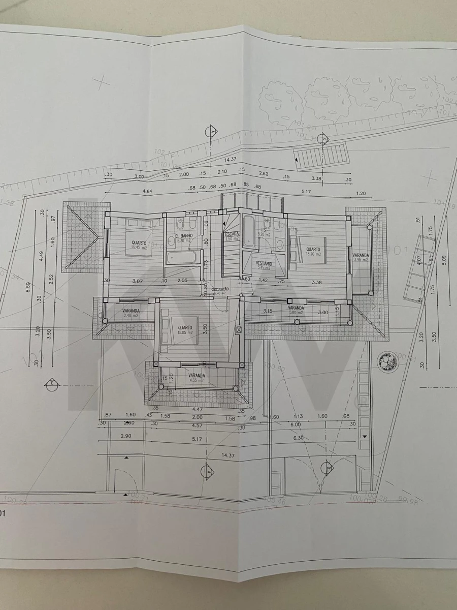 Moradia T3 para Venda em Valado dos Frades Foto 38