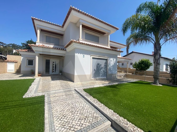 Moradia T3 para Venda em Valado dos Frades