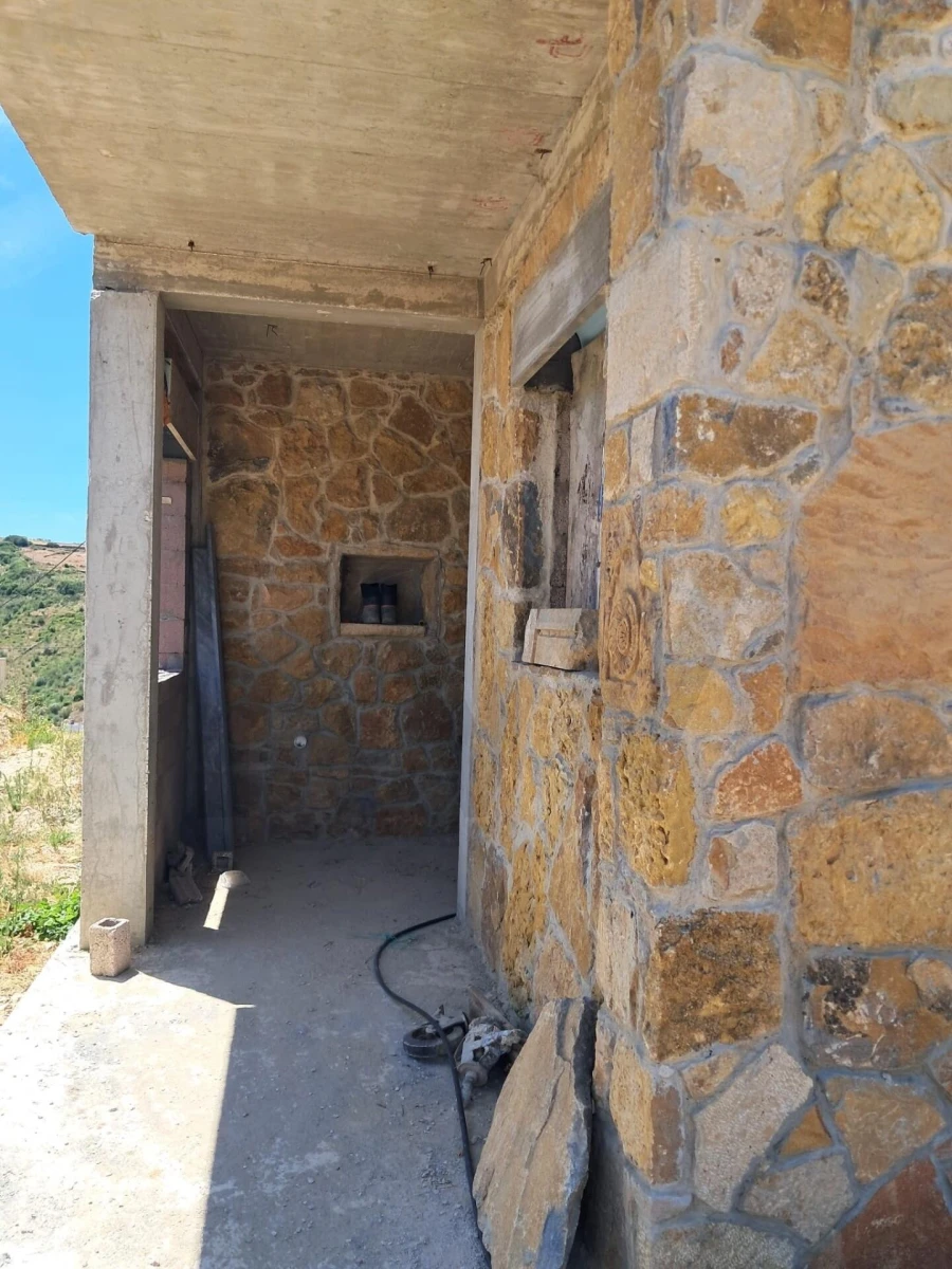 Moradia T5 para Venda em Igreja Nova e Cheleiros Foto 20