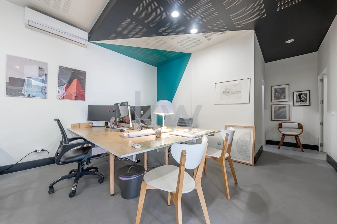 Loja para Venda em Alvalade Foto 9