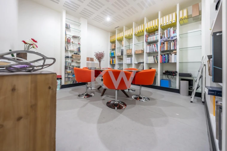 Loja para Venda em Alvalade Foto 17