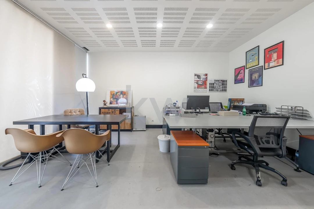 Loja para Venda em Alvalade Foto 6