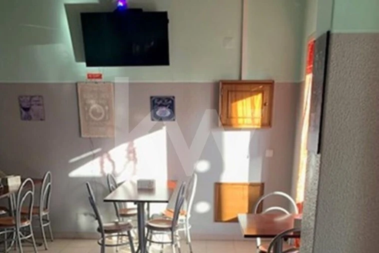 Loja para Venda em Almargem do Bispo, Pêro Pinheiro e Montelavar Foto 2