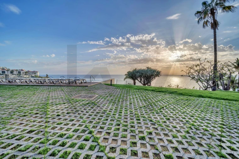 Apartamento T2 para Venda em São Martinho Foto 55