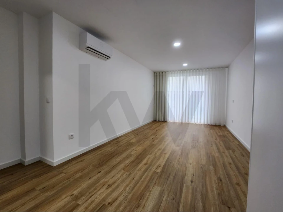 Apartamento T1 para Venda em Requeixo, Nossa Senhora de Fátima e Nariz Foto 13
