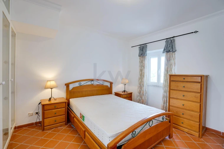 Moradia T1 para Venda em Agualva e Mira-Sintra Foto 6