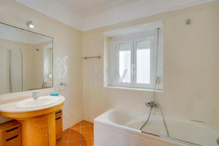 Moradia T1 para Venda em Agualva e Mira-Sintra Foto 10