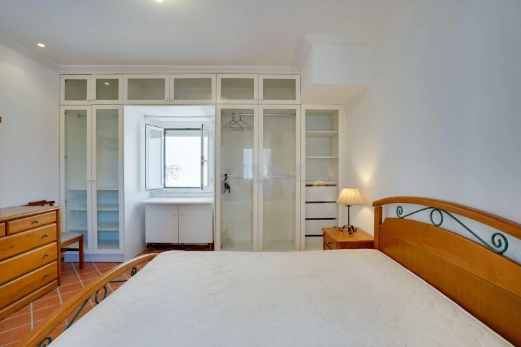 Moradia T1 para Venda em Agualva e Mira-Sintra Foto 8