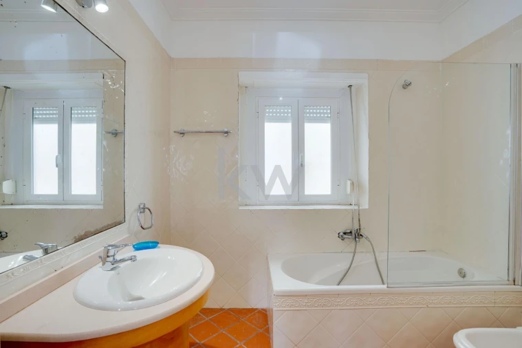 Moradia T1 para Venda em Agualva e Mira-Sintra Foto 11