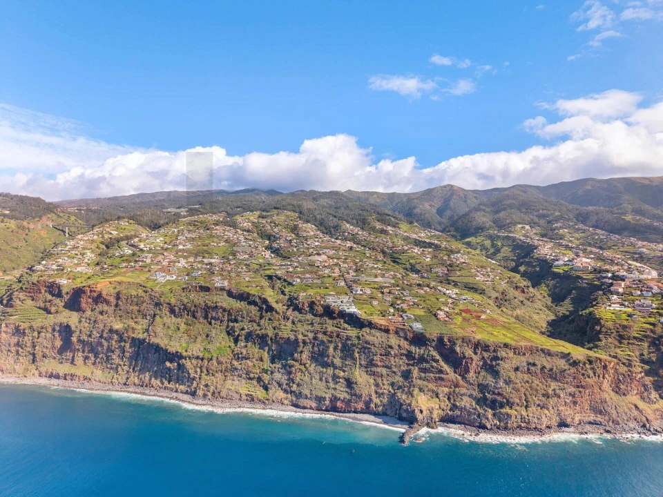 Moradia T3 para Venda em Estreito da Calheta Foto 16