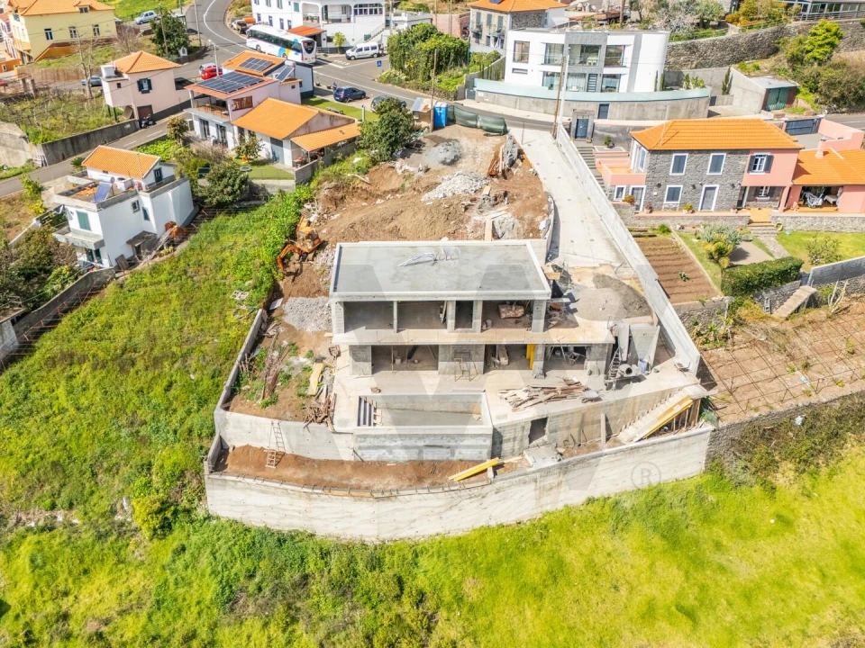 Moradia T3 para Venda em Estreito da Calheta Foto 10