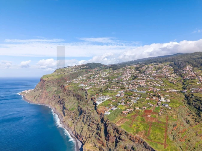 Moradia T3 para Venda em Estreito da Calheta Foto 14