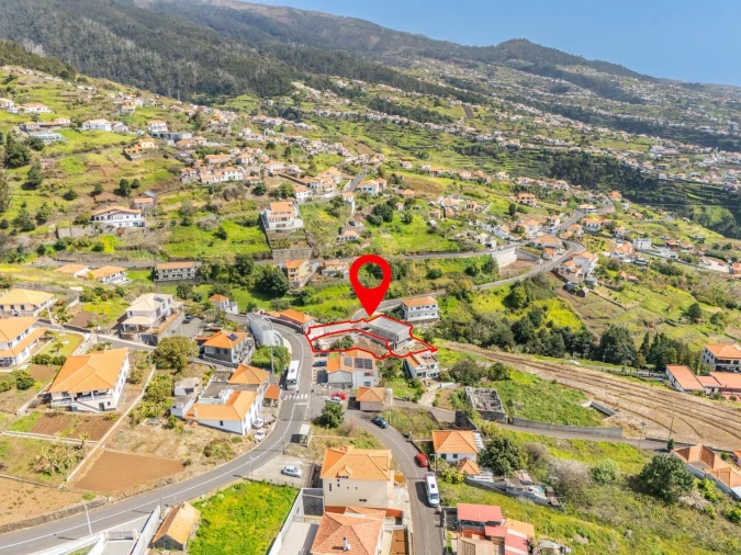 Moradia T3 para Venda em Estreito da Calheta Foto 6