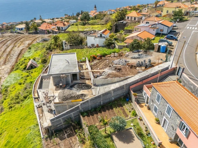 Moradia T3 para Venda em Estreito da Calheta Foto 8