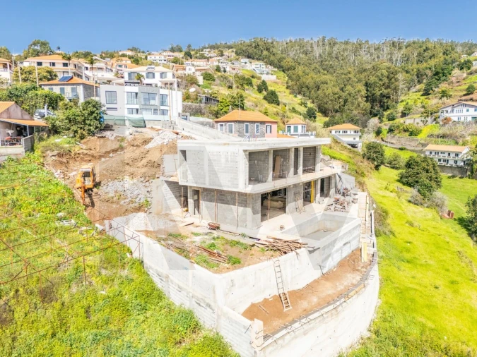 Moradia T3 para Venda em Estreito da Calheta Foto 11