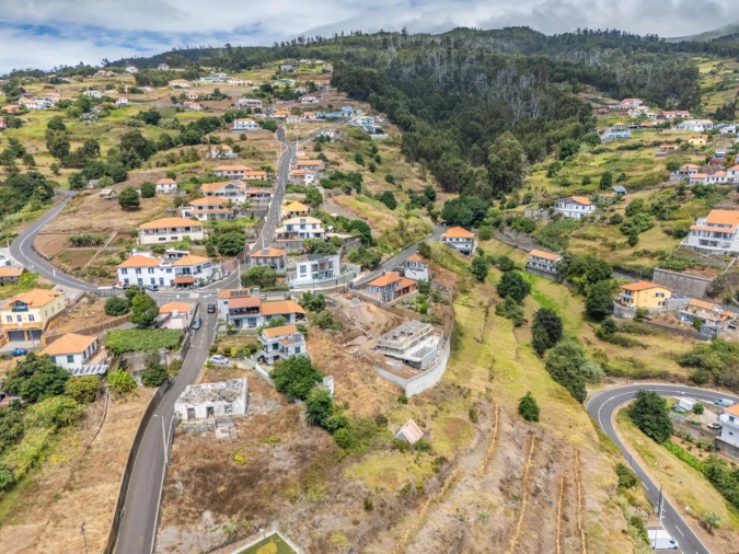 Moradia T3 para Venda em Estreito da Calheta Foto 13