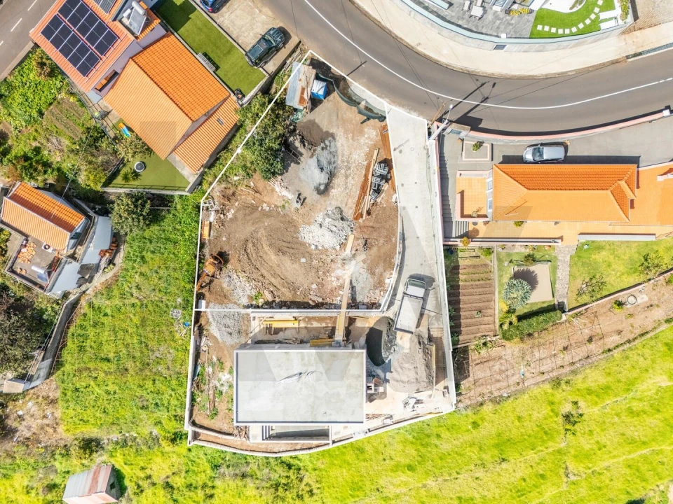 Moradia T3 para Venda em Estreito da Calheta Foto 14