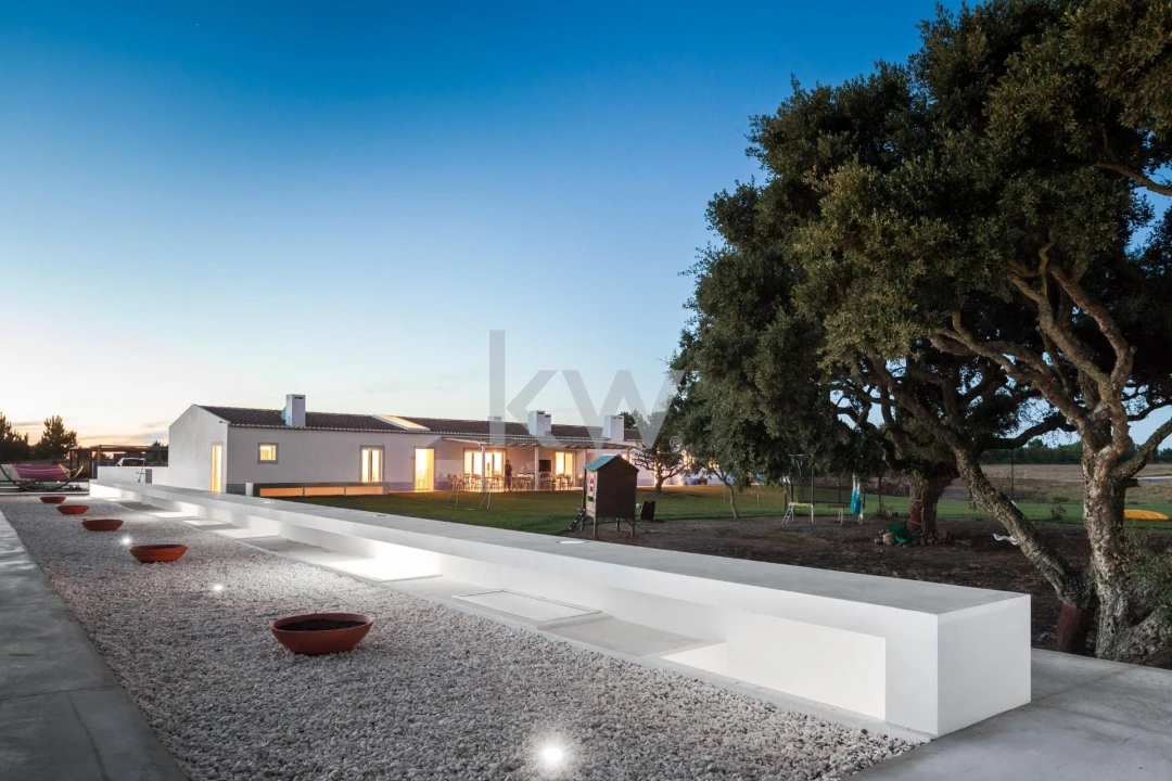 Quinta T5 para Venda em São Teotónio Foto 3